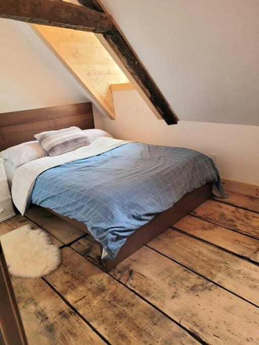 Om Chalet 1 Avec Spa Face Au Fleuve Saint-Jean 外观 照片